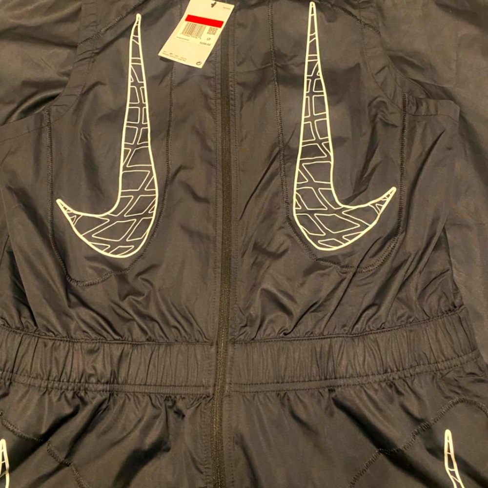 Nike Black Windbreaker Jumper.